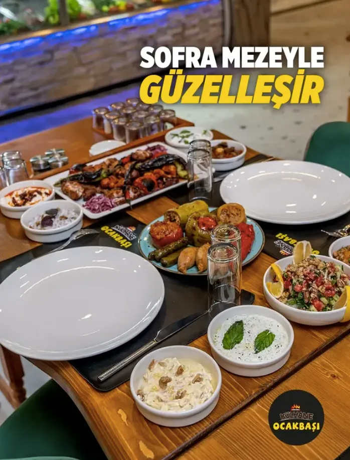 Meze sofrası; sekiz çeşit meze masaya dizilmiş